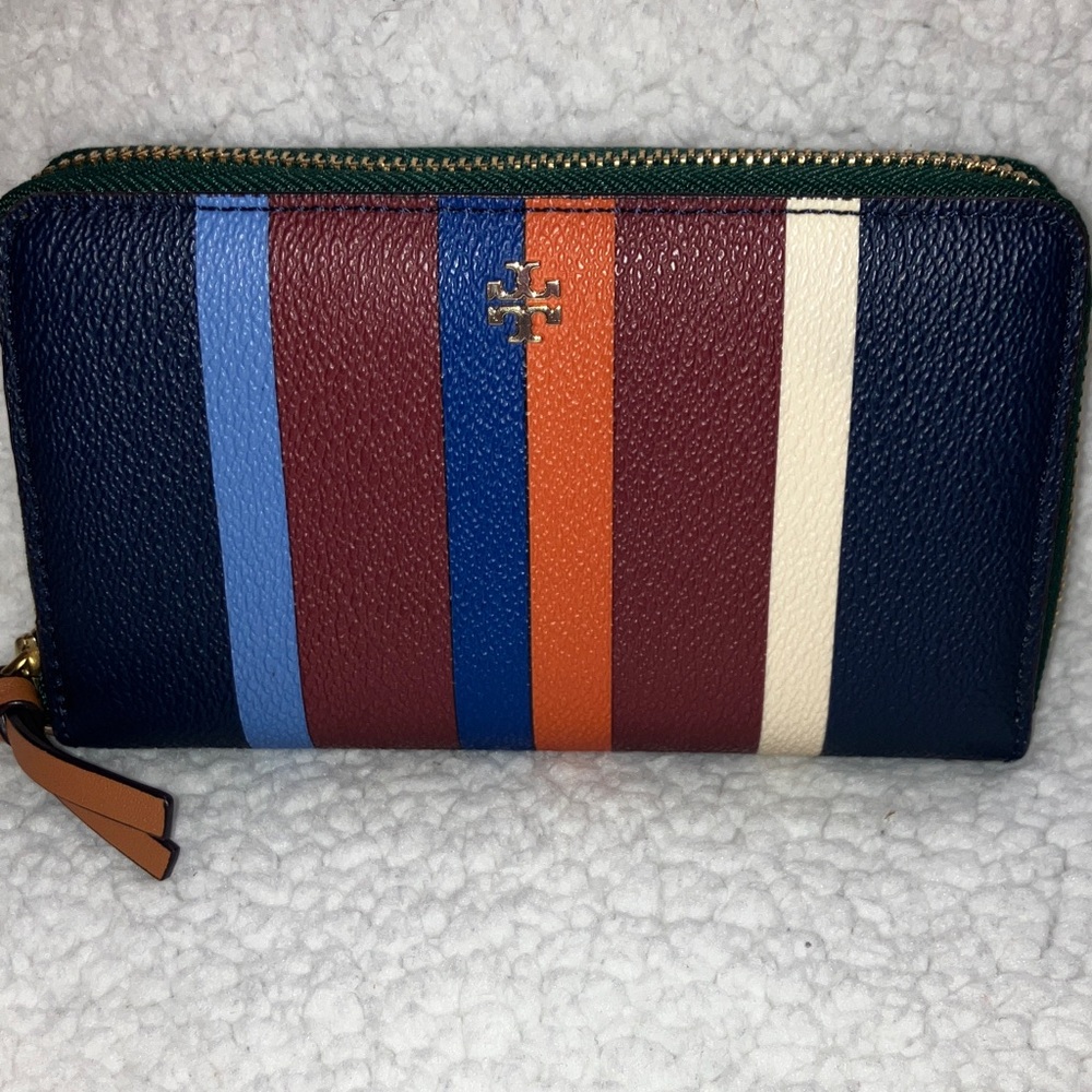 Tory Burch Multicolor Striped zip around Wallet Excellent Condition - Picture 13 of 16